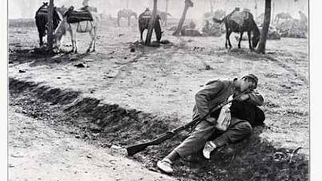 1912 - Bulgaristan, Yunanistan, Sırbistan ve Karadağ'dan oluşan Balkan Birliği'nin, Osmanlı Devleti'ne karşı savaş ilan etmesiyle I. Balkan Savaşı başladı.