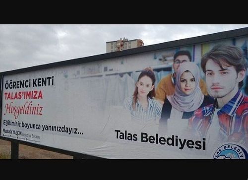 İşletmelerimizin Reklam Yüzü Olmuş Ama Görünce Pek de Memnun Kalmayacakları Belli Olan Dünyaca Ünlü "Yıldızlar"