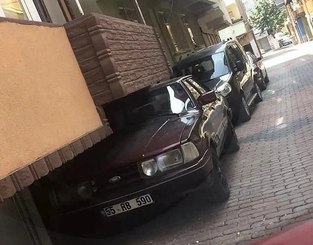 Plakaya bir kez daha dikkat!