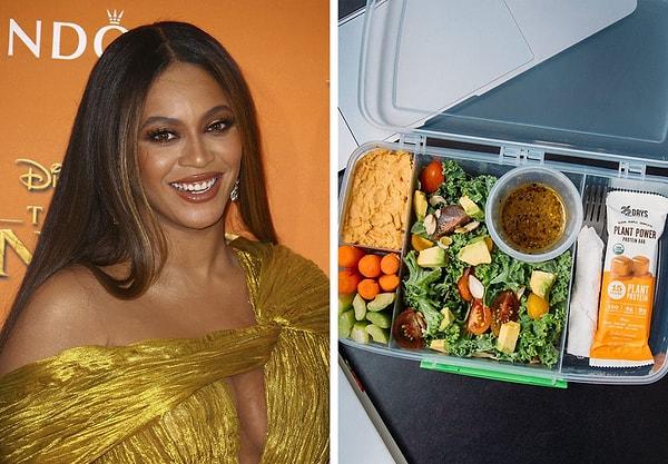 9. Beyoncé'nin evlere dağıtım yapan bir vegan yemek servisi var.