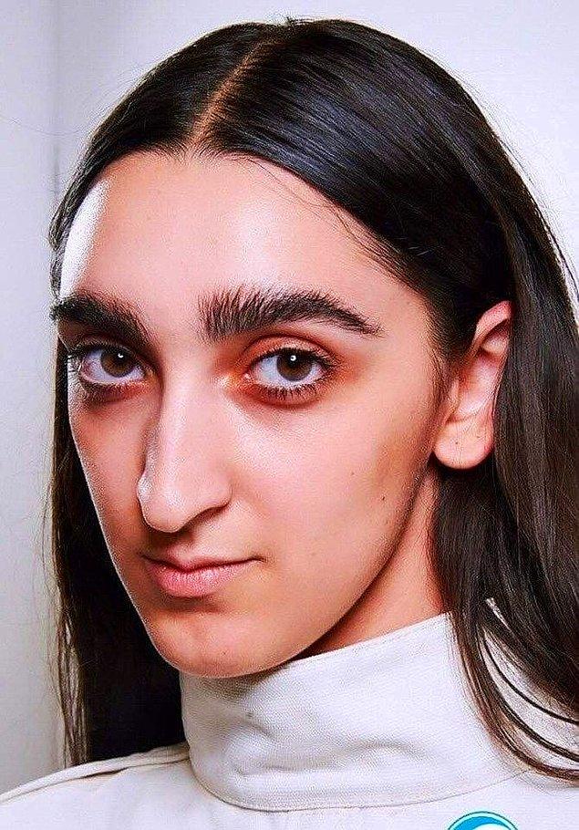 Fakat 23 yaşındaki ermeni model Armine Arutyunyan, bize dayatılan güzellik algılarının dışında bir yüze sahip olduğu için gündem oldu.