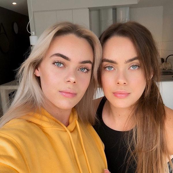 Avustralyalı YouTuber ikizler Ashley ve Olivia Mescia da ünlü şarkıcıya en çok benzetilen isimlerden.