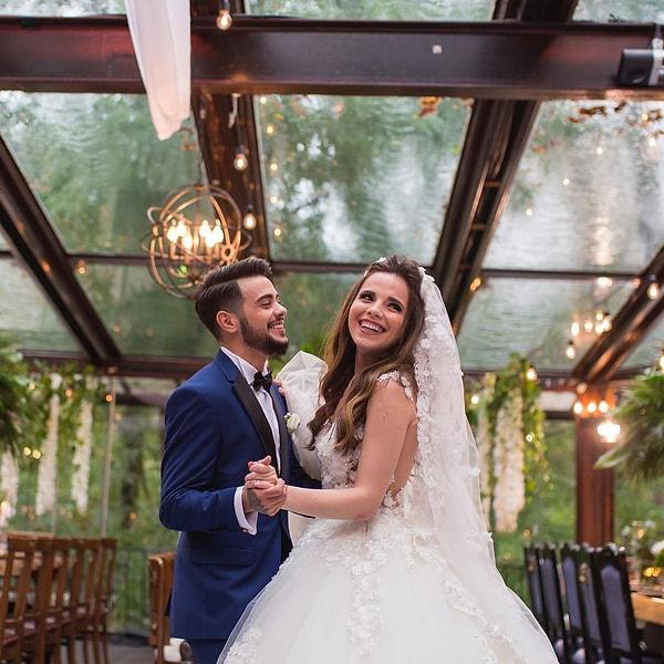 2017 yılında Tuğba Erkoçlar ile dünyaevine girmiş, anlı şanlı bir düğünle herkesi büyülemişti.