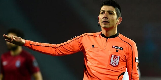 Maçın Yaşar Kemal Uğurlu yönetti, Fenerbahçe'de Emre ve Zanka, Antalyaspor'da ise Boffin ve Hakan Özmert sarı kart gördü.
