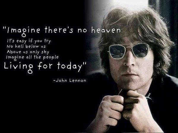 1971’de Lennon New York’a taşındı ve burada “Imagine”ı dillere doladı. Bu albümden sonra kendisine “hayalperest” lakabı takıldı.