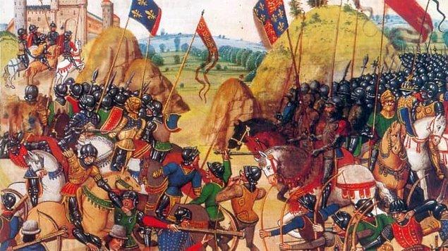 1337 - İngiltere kralı III. Edward'ın Fransa tahtında hak iddia etmesiyle 116 yıl sürecek Yüz Yıl Savaşları başladı.