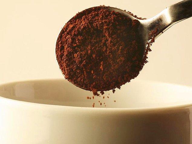 Öncelikle hazır kahvenin diğer demleme türlerine nazaran daha az antioksidan içerdiği tezini masaya yatıralım.