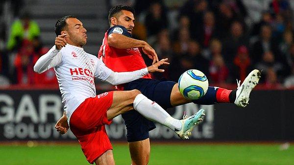Lille'in, içerde Nimes ile 2-2 berabere kaldığı karşılaşmada; Zeki Çelik 90 dakika sahada kalırken, Yusuf Yazıcı oyuna 61. dakikada dahil oldu.