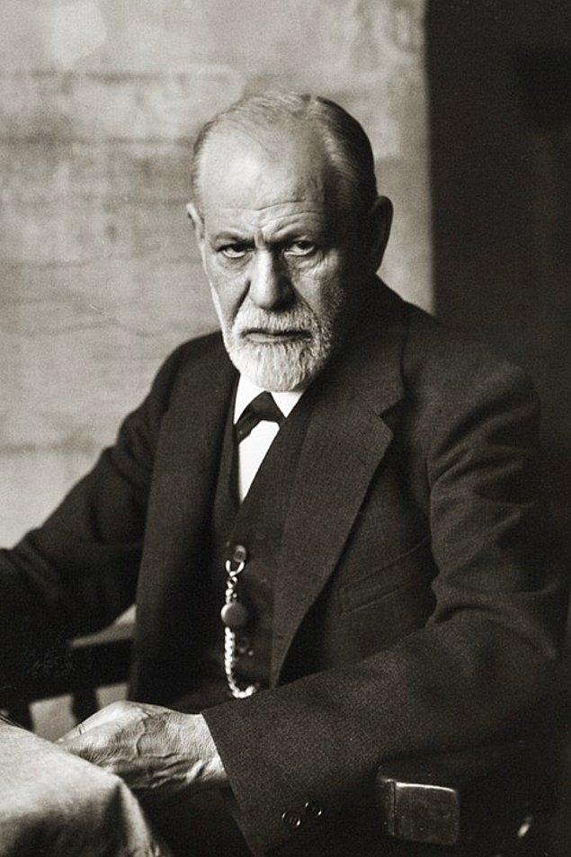 6. Freud kokaini o kadar çok seviyordu ki arkadaşları ve ailesi ile hediye olarak paylaşıyordu.