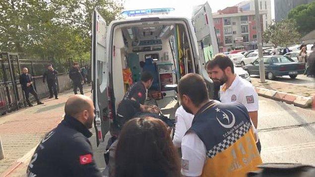 Yaralılar ambulanslarla çevredeki hastanelere kaldırıldı.