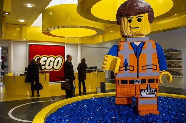 6. Lego, bir Danimarkalı tarafından icat edilmiştir.
