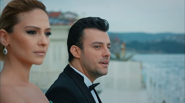 21. «Любовь напрокат» / Kiralık Aşk (2015)