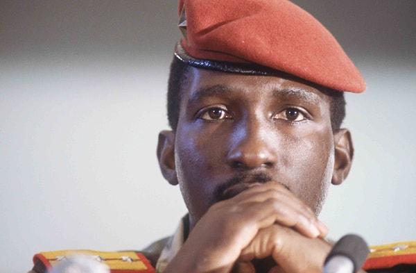 Sankara’ya göre devrim, milletin yaşam şartlarının iyileşmesine çalışmaktı.