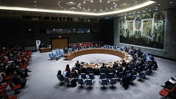 2008 - Türkiye, 2009 - 2010 Birleşmiş Milletler Güvenlik Konseyi geçici üyeliğine 151 oyla kabul edildi.