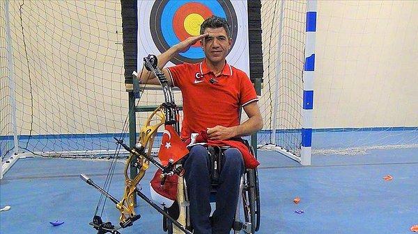 Okçulukta 2020 Tokyo Paralimpik Oyunları için kota almayı başaran milli okçu Murat Turan, Barış Pınarı Harekatı'na katılan Mehmetçiklere "asker selamı" gönderdi.