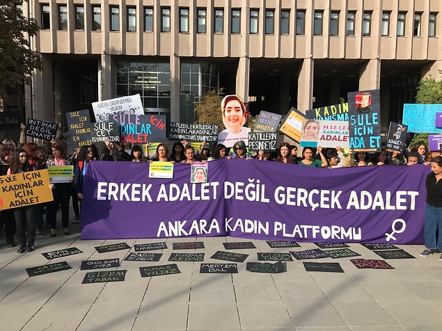 Tutuklu sanıkların tahliye talebini reddeden mahkeme heyeti, yerine getirilmeyen ara kararların ve dudak okuma bilirkişi raporunun beklenilmesine karar vererek, duruşmayı 20 Kasım'a erteledi.