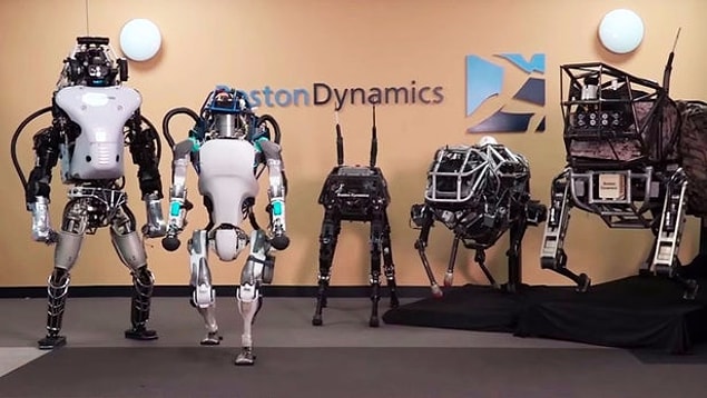 Robotların koşmasına, zıplamasına, tıpkı insanlar gibi hareket etmesine her seferinde şaşırsakta aslında verilerimizi sunduğumuz küçücük şeyler de büyük tehdit oluşturmakta.