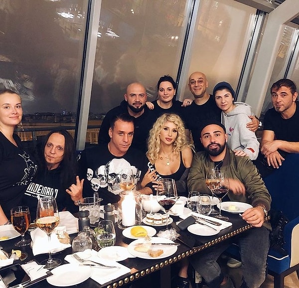 Кроме друзей и коллег, на празднике в честь дня рождения певицы, присутствовал фронтмен культовой немецкой группы Rammstein.