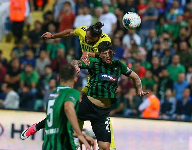 Bu sonuçla Fenerbahçe 14 puanla haftayı 3. sırada kapattı. Yukatel Denizlispor ise 8 puanda kaldı.