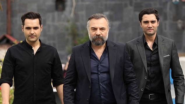 Yıllardır yayınlanan 'Eşkıya Dünyaya Hükümdar Olmaz'ın liste başı olduğu, 'Hercai'nin veya 'Bir Zamanlar Çukurova'nın birinciliği kaptırmadığı bir kanalda, yakında Kimse Bilmez'e final yaptırılacağını söyleyebiliriz.