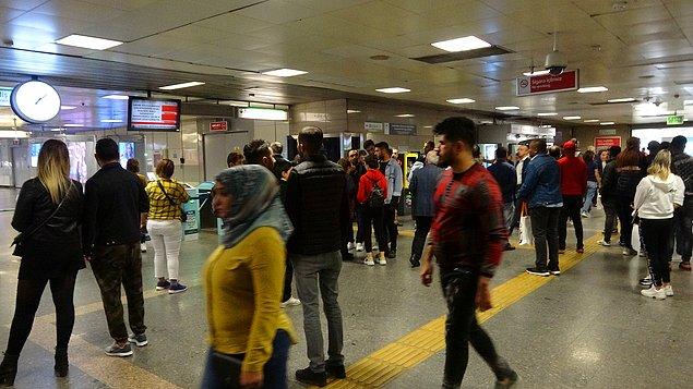 Olay Şişli-Mecidiyeköy metro durağında meydana geldi.