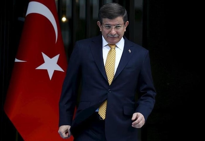 Davutoğlu'nun İstanbul'da Kiraladığı Ofis, Belediye Tarafından Mühürlendi