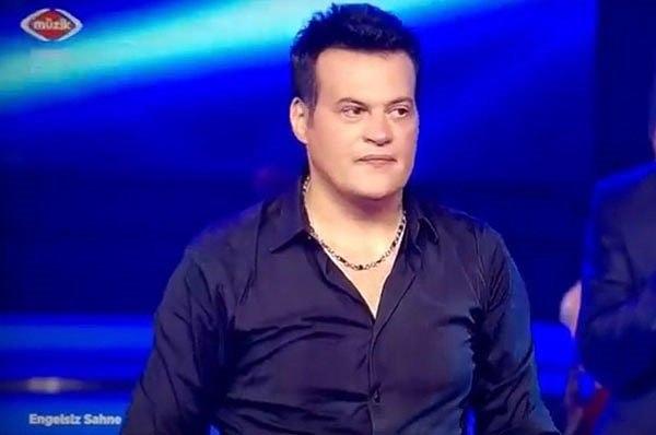 10. Hakan Peker'in TRT Müzik kanalında yayınlanan engelliler özel programında aniden rejiye bağırması, "seyirciyi değil beni çekeceksiniz" sözleri olay olmuştu.