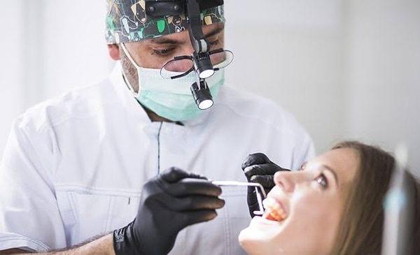 Gelişmiş ülkelerde yılda ortalama 2 defa diş hekimine gidilirken, Türkiye'de nüfusun yüzde 43'ü son 1 yıldır diş hekimine hiç gitmiyor.
