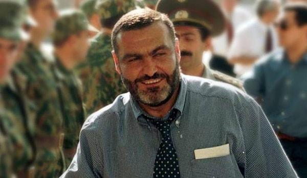1999 - Parlamento oturumu sırasında otomatik silahlı kişilerce yapılan saldırıda Ermenistan Başbakanı Vazgen Sarkisyan ve 8 üst düzey yetkili öldü.