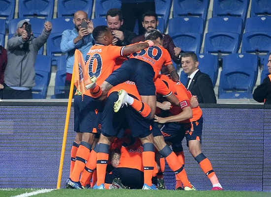 Medipol Başakşehir Siftahı Yaptı