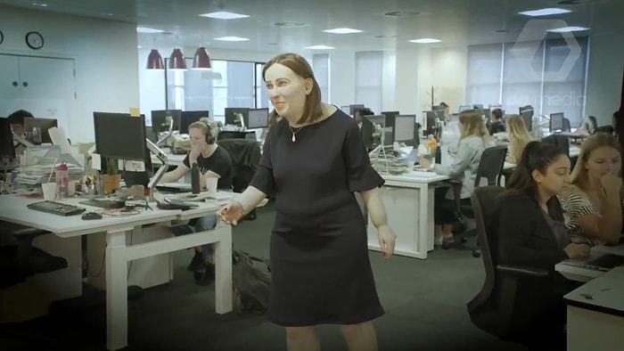 Kambur Sırtı, Varisli Damarları, Şişmiş Ayak ve El Bilekleriyle Yeni İş Arkadaşınız Emma ile Tanışın