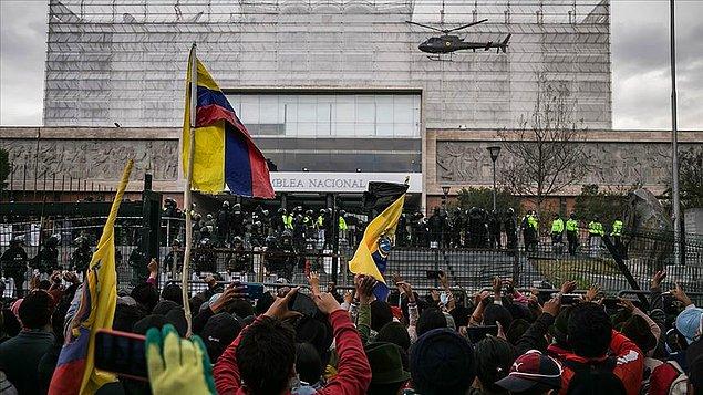 Ekvador'da bu ay protestolar, IMF'nin (Uluslararası Para Fonu) kemer sıkma politikaları sonucu hükümetin on yıllardır verdiği petrol sübvansiyonlarını sonlandırma kararıyla başladı.