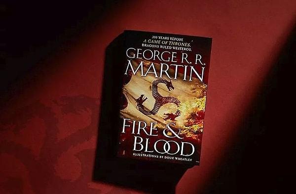 Martin'in Fire & Blood kitabı, Targaryen hanedanlığındaki birçok jenerasyonu kapsıyor. Ancak, House of the Dragon'ın uyarlamaya hangi açıdan yaklaşacağı henüz belirsiz.
