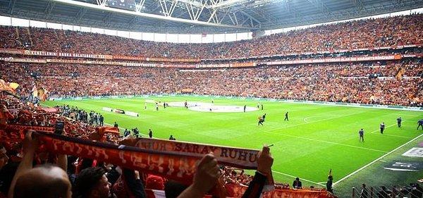 Türk Telekom Stadı'nda oynanacak maç saat 20.30'da başlayacak.