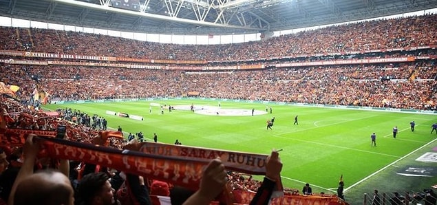 Türk Telekom Stadı'nda oynanacak maç saat 20.30'da başlayacak.