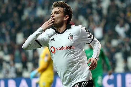 Real Madrid'li Luka Jovic'in Karısını Adem Ljajic'in de Eski Sevgilisi Olan Sırp Model Sofija Milosevic ile Aldattığı İddia Edildi