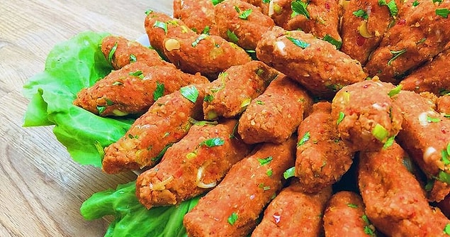 Mercimek köftesi nasıl yapılır? İşte tarifi;