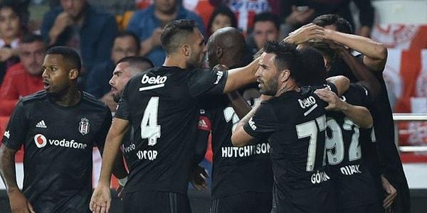 Bu sonuçla Beşiktaş 15 puana yükselirken Antalyaspor 11 puanda kaldı.
