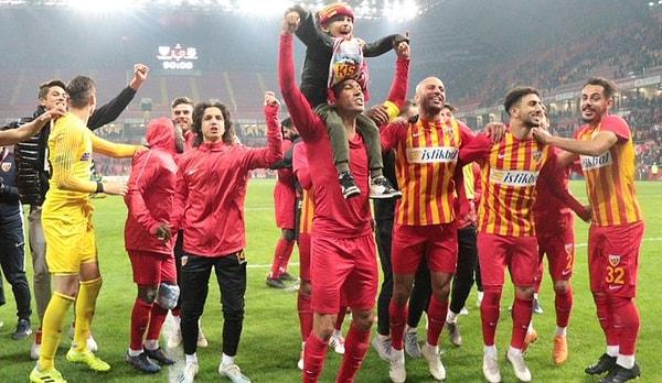 Bu sonucun ardından İstikbal Mobilya Kayserispor yeni teknik direktörü Bülent Uygun yönetiminde bu sezon ligde çıktığı ilk maçta ilk galibiyetini almış oldu.