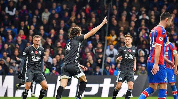 İngiltere Premier Ligi'nde Londra'da Crystal Palace'ı 2-0 yenen Leicester City, yeniden 3. sıraya yükseldi. Mavi Beyazlıların ilk golünü atan Çağlar Söyüncü, karşılaşmayı naklen yayımlayan Sky Sports kanalı tarafından "Maçın Adamı" seçildi.