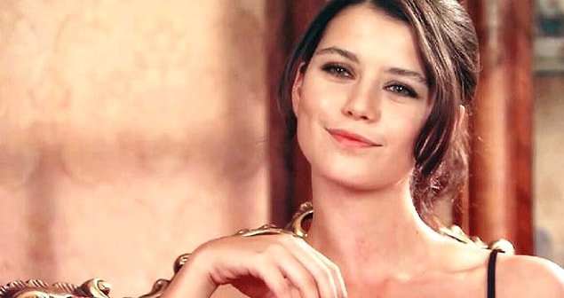 8. Sen Bihter Ziyagil olan Beren Saat'sin!