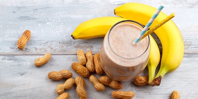 İşte Fıstık Ezmeli-Muzlu Smoothie tarifi;