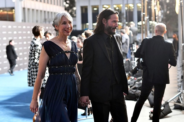 Kanadalı aktörü yeni sevgisiyle gören herkes "Keanu Reeves'in sevgilisi Alexandra Grant kimdir, kaç yaşında?'' gibi soruları merak ediyor.