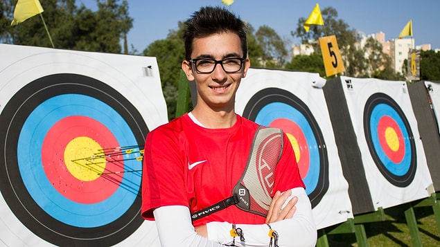16. Mete Gazoz (20) – Okçuluk Sporcusu