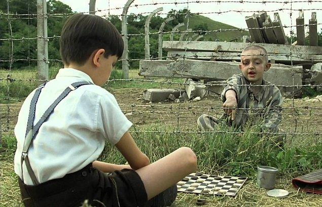 18. The Boy in the Striped Pajamas (Çizgili Pijamalı Çocuk)