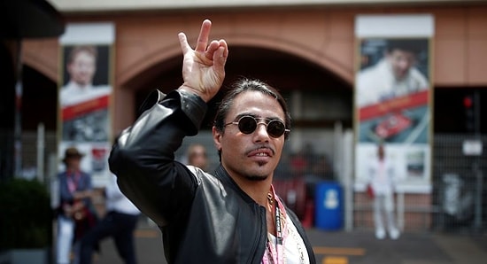 Нусрет Salt Bae был оштрафован на 250 тысяч долларов за то, что уволил недовольных чаевыми официантов