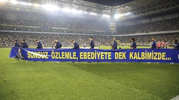 Sarı lacivertli futbolcular Türkiye Cumhuriyeti’nin kurucusu Mustafa Kemal Atatürk’ün ölüm yıl dönümünü unutmadı.