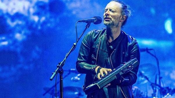 Billie Eilish'i destekleyen ve müziğine övgü dolu sözler düzen birçok isim var. Onlardan biri Radiohead'in usta ismi Thom Yorke.