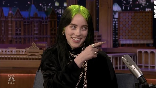 Forbes'un 2018 yılında yayınladığı 30 yaş altındaki ilham veren 30 müzisyen listesinde Camila Cabello, Post Malone gibi isimlerin yanı sıra Billie Eilish de vardı.