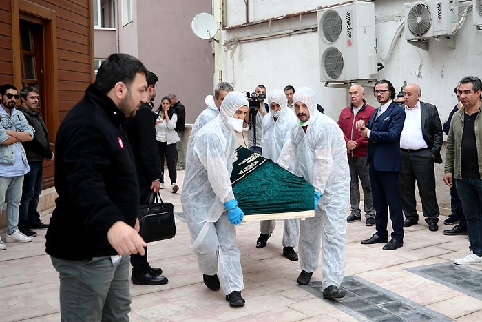 Naaşları AFAD Ekibi Tarafından Taşındı: İntihar Eden 4 Kardeş Son Yolculuğuna Uğurlandı